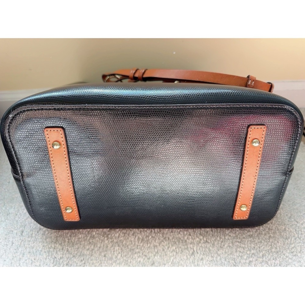 Dooney & Bourke Grain Large Barlow Satchel In Black Pebbled Leather - Picture 7 of 14